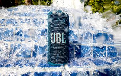 Haut Parleur Sans Fil JBL Grip - Blanc