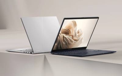 Pc Portable ASUS ZenBook 14 Ultra 9 285H 32G 1To SSD - Silver